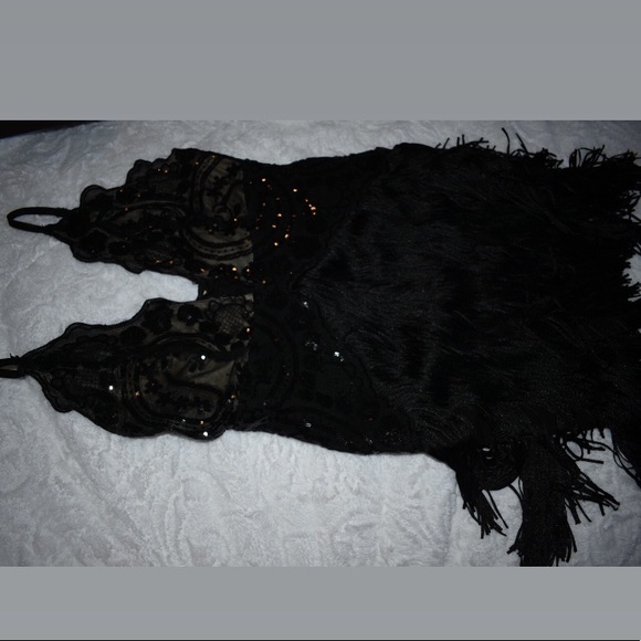 Sexy Black Dress - Picture 4 of 11